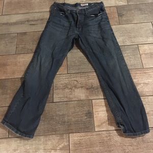 Men’s wrangler relaxed boot size 34x30